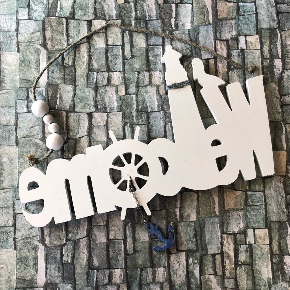 Wood Welcome Sign - Picture 2 of 10